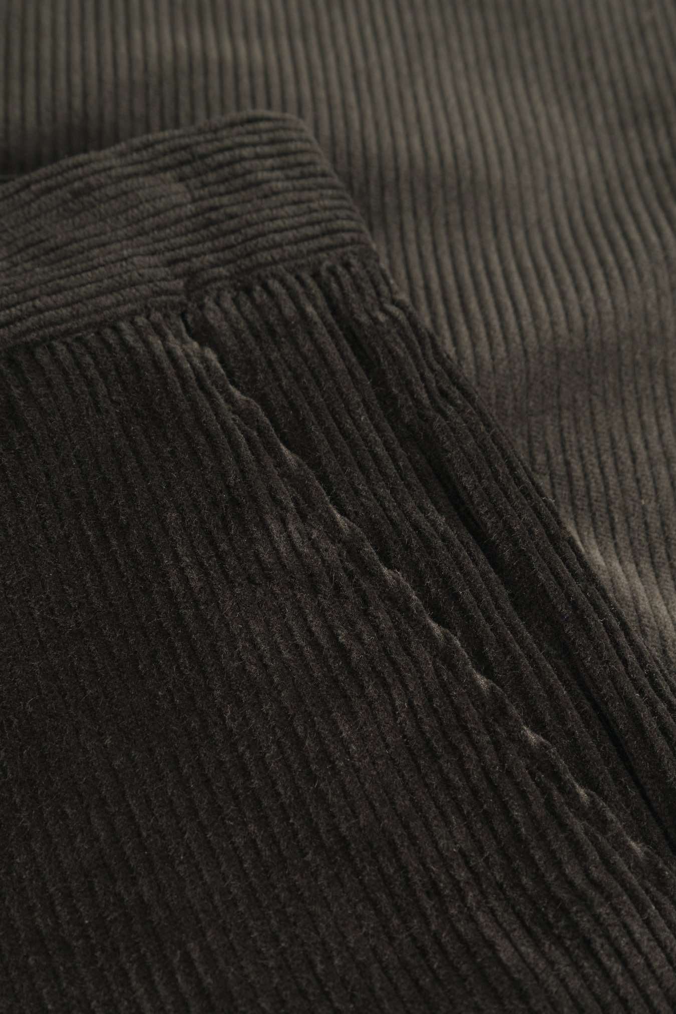 NORSE PROJECTS AROS REGULAR WIDE WALE CORDUROY CHINO - BEECH GREEN