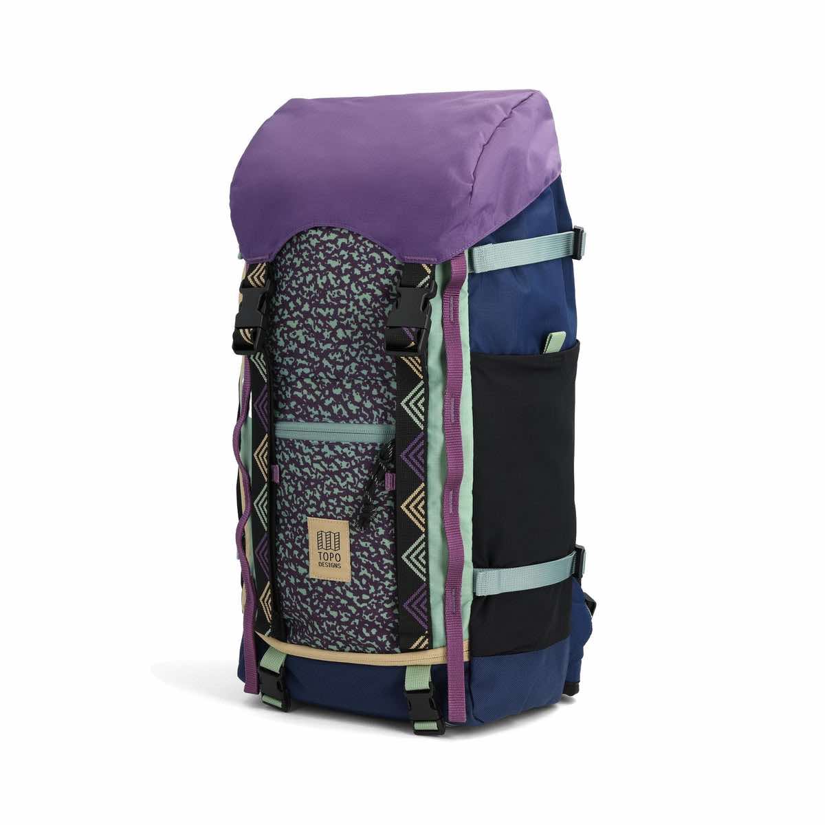 TOPO DESIGNS ROVER TRAIL PACK 22L - LOGANBERRY / CRACKLE