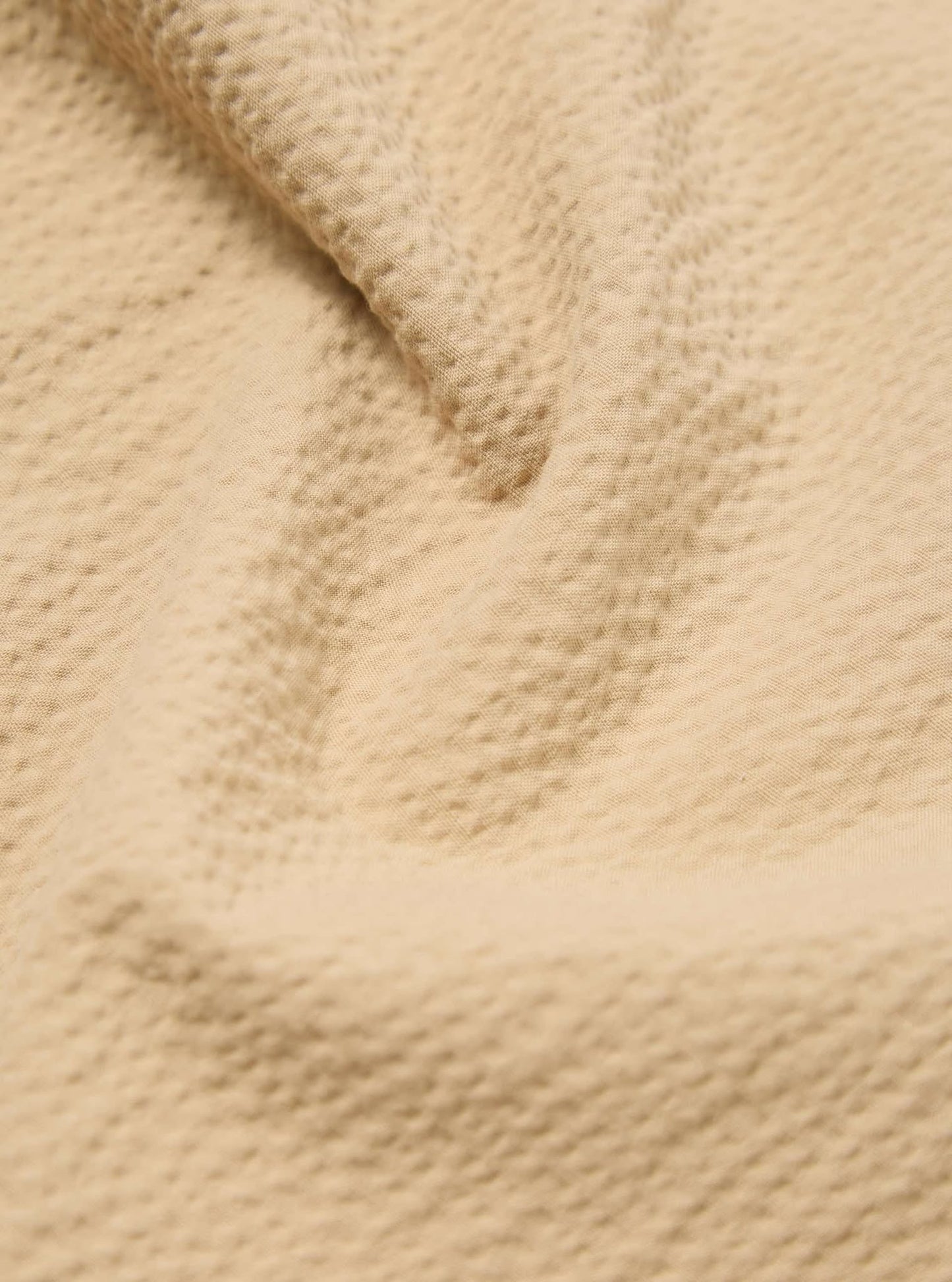 UNIVERSAL WORKS MILITARY CHINO SEERSUCKER II - SAND
