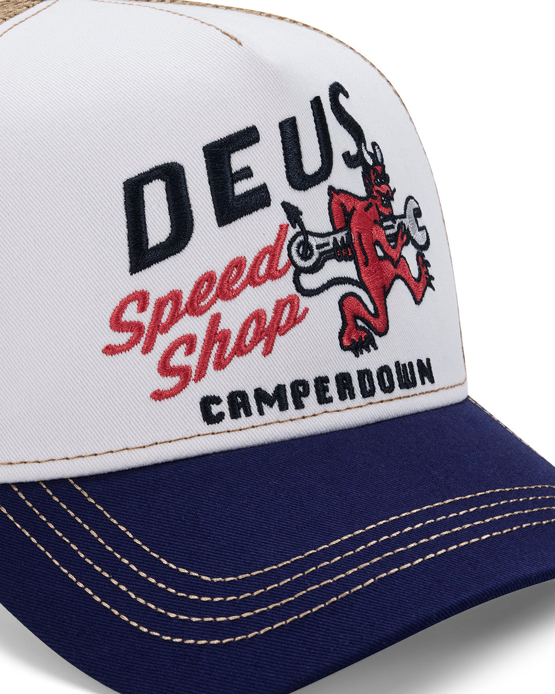 DEUS EX MACHINA DOGLEG TRUCKER CAP - WHITE