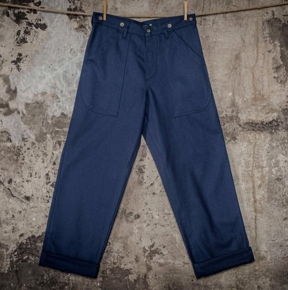 FLEURS DE BAGNE LE PANTALON CARGO HBT METIS - INDIGO