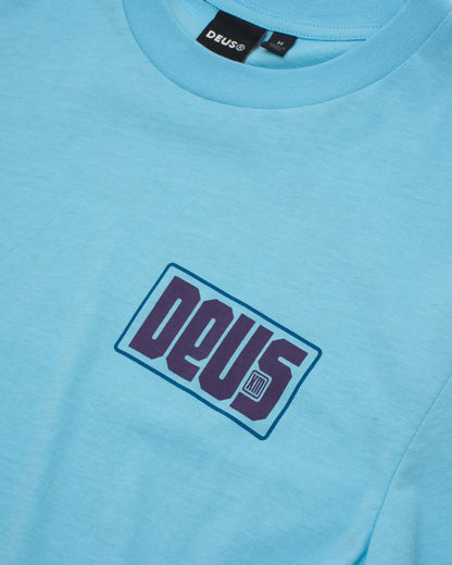 DEUS EX MACHINA OUTAGE TEE - SKY BLUE