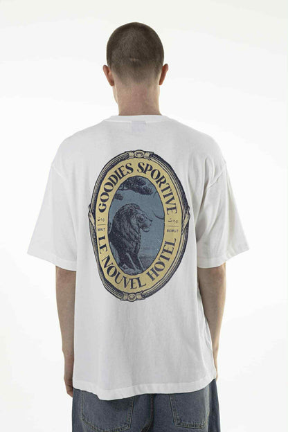 GOODIES SPORTIVE LE NOUVEL HOTEL TEE - WHITE