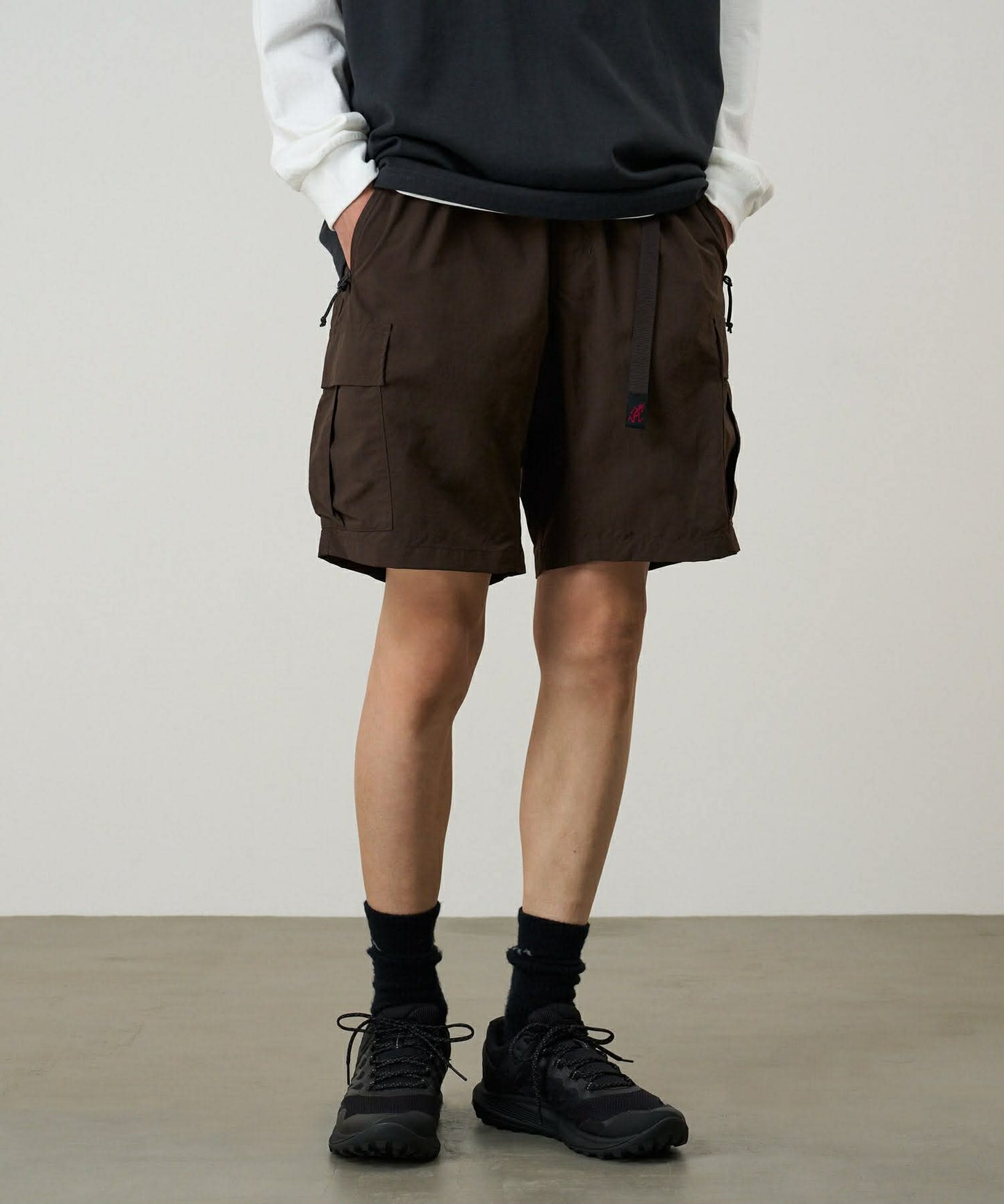 GRAMICCI NYLON EXPLORER CARGO SHORTS - CHOCOLATE