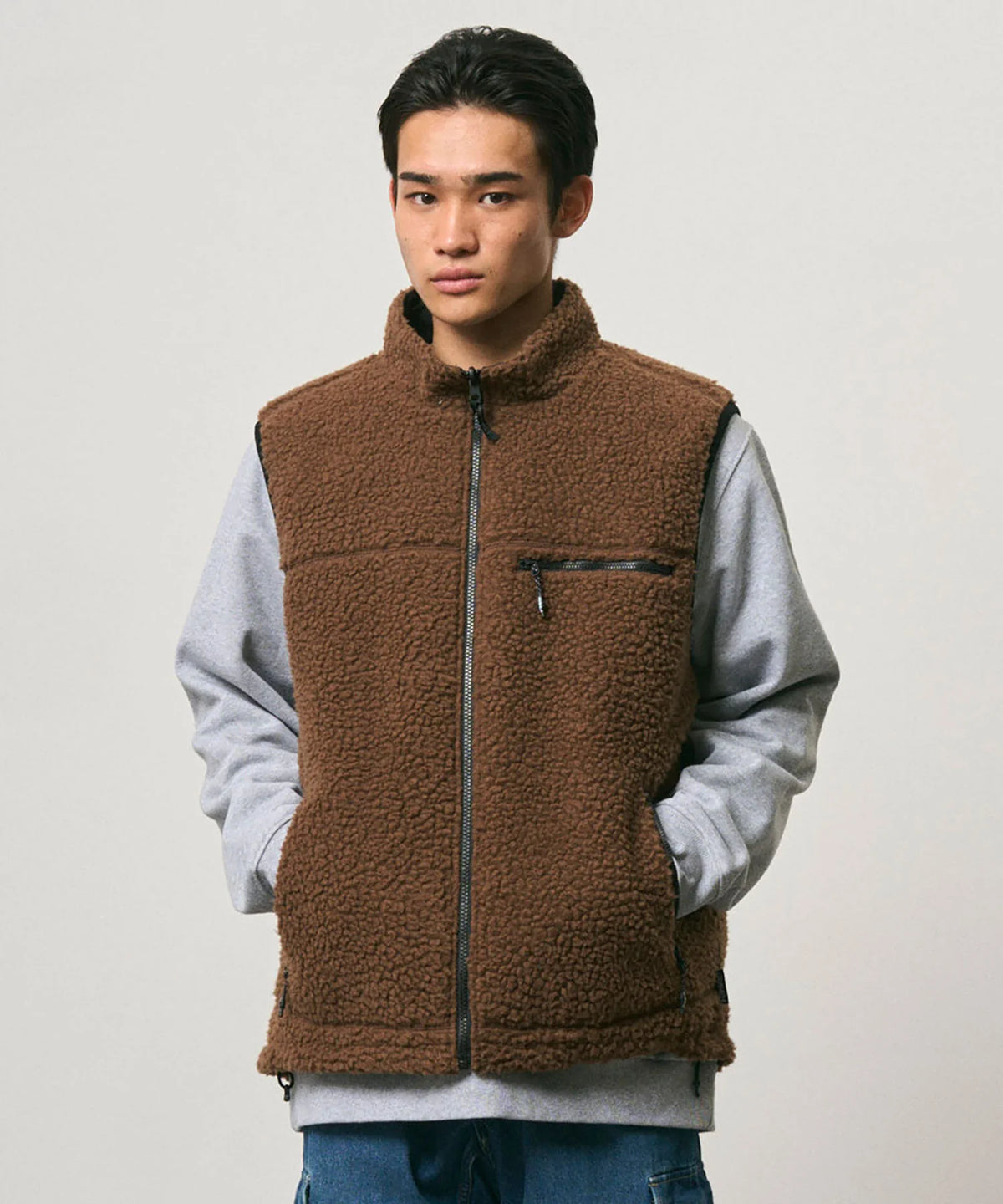 GRAMICCI REVERSIBLE SHERPA VEST - DARK BROWN / BLACK