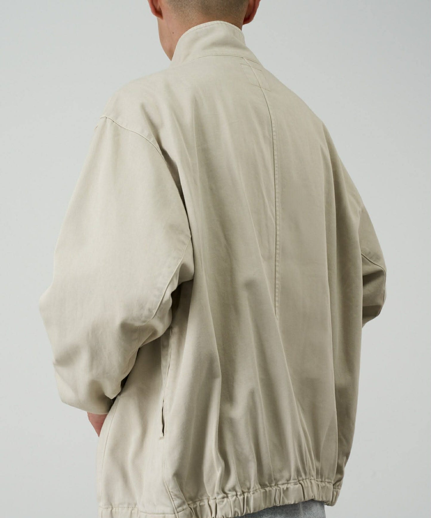 GRAMICCI JACKET TWILL-AROUND - SAND PIGMENT DYED