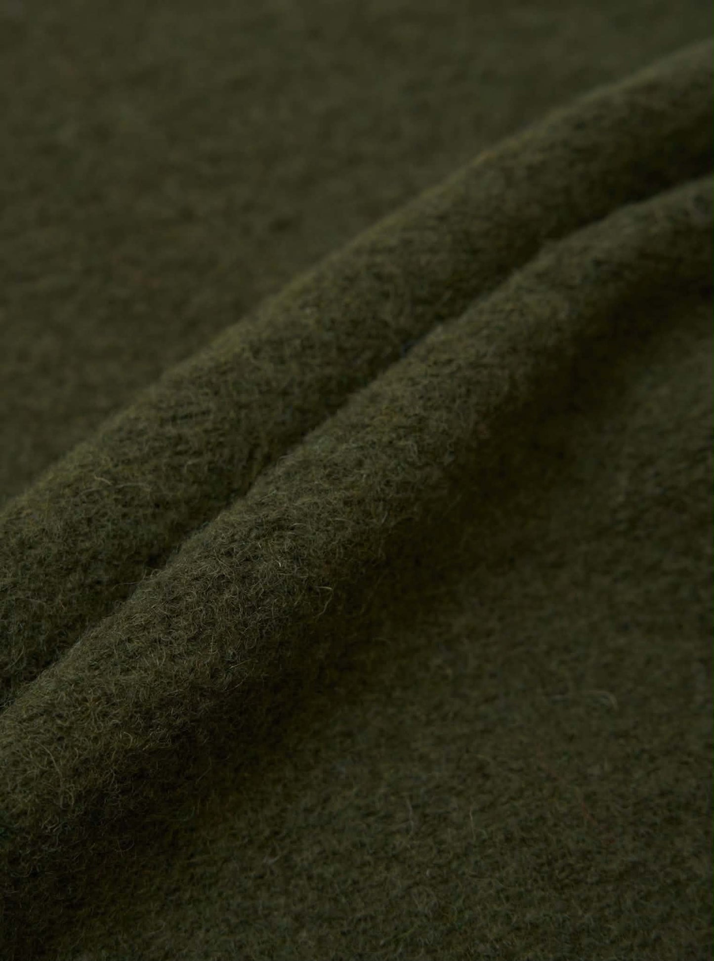 UNIVERSAL WORKS CARDIGAN WOOL FLEECE - OLIVE